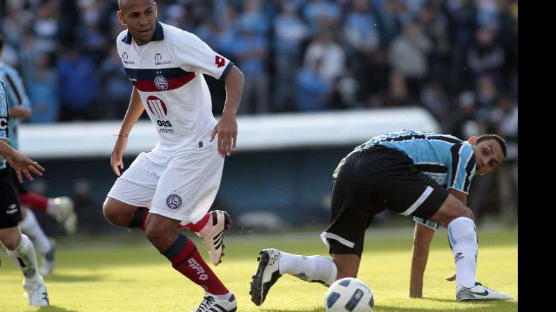 Imagem Com desfalque na lateral, Bahia encara o grêmio na Copa SP