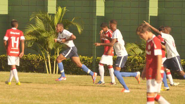 Imagem Bahia vence o Inter e está na semifinal da Copa Brasil sub-15