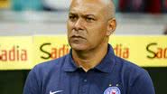 Imagem Câmara concede título de cidadão a ex-jogador do Bahia Charles Fabian