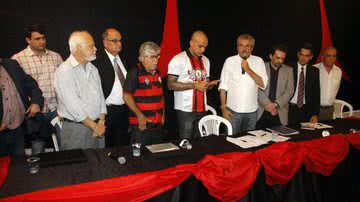 Imagem José Rocha provoca oposição: "não tiveram coragem de aparecer"