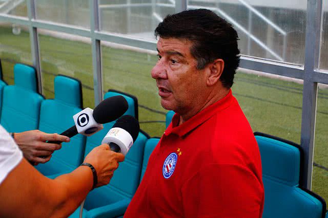 Imagem Desolado, Joel diz que Bahia foi horroroso e lamenta “falta de tempero”