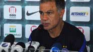 Imagem Jorginho clama por contratações no Bahia