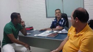 Imagem Marcos Aurélio se apresenta no Fazendão como jogador do Bahia