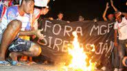 Imagem Torcedores protestam em assembleia do Bahia