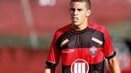 Imagem  Gabriel Paulista comemora “grupo encaixado” no Vitória e fala sobre lesão