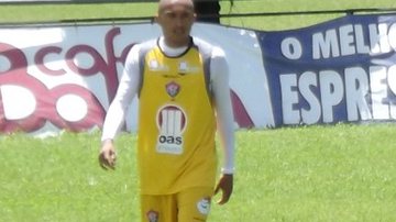 Imagem Vitória: Nino Paraíba pode desfalcar time diante do Juazeiro
