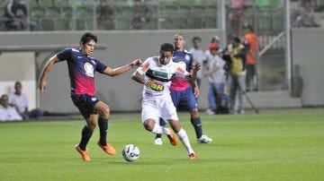 Imagem  Após declarar carinho pelo América, Fahel é hostilizado por mineiros