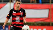 Imagem Caio Júnior deve improvisar na lateral-direita contra o Flu