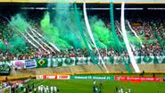 Imagem Torcedor com camisa do Goiás paga meia contra o Bahia