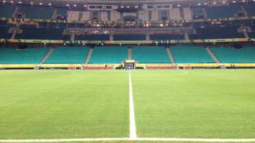 Imagem Após críticas, Arena se manifesta sobre gramado do estádio