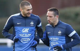 Imagem Craques franceses podem ficar fora da Copa por causa de pedofilia