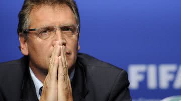 Imagem Fonte Nova vaia Jerôme Valcke na premiação à Itália