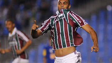Imagem Agente de Euzébio afirma que Vitória ainda tem interesse no zagueiro