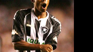 Imagem Maicosuel está na mira do Vitória