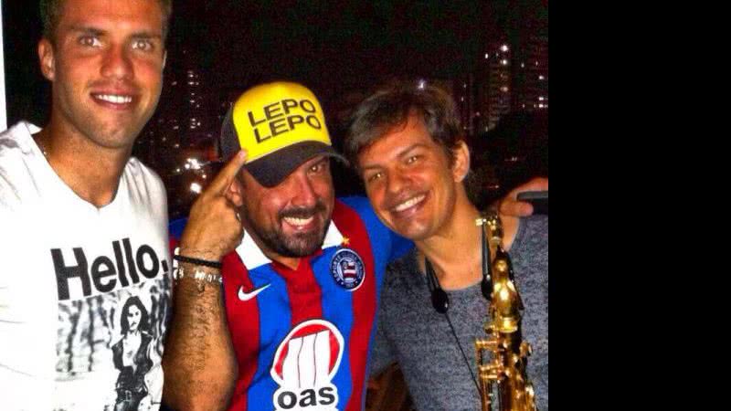 Imagem Marcelo Lomba comemora vitória do Bahia no Aqcua Café