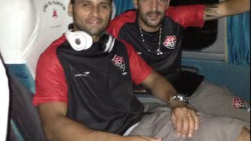 Imagem Ney explica ausência de Maxi e Escudero na reserva