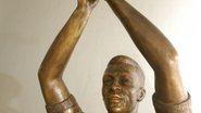 Imagem Estátua de Pelé retornará à Fonte Nova, mas o ex-jogador não confirmou presença 