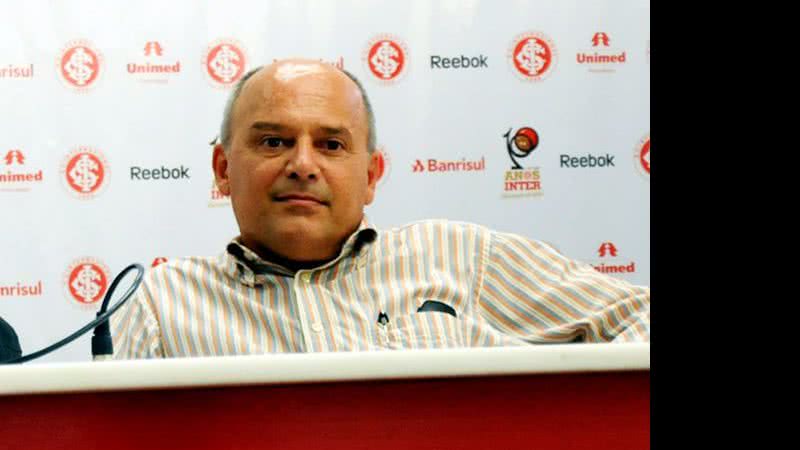 Imagem Inter aguarda resposta do Vitória quanto ao empréstimo de Elton