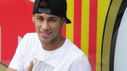 Imagem No 1° dia em Barcelona, Neymar é acusado de homofobia