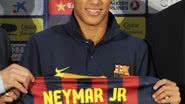 Imagem Neymar: apresentação, lágrimas, lucros e promessas