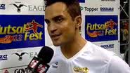 Imagem Falcão se supera e faz gol extraordinário. Veja