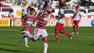 Imagem Feirense perde para o Santa e é eliminado do Nordestão