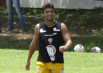 Imagem Diretor da base do Vitória diz que faltou sequência de jogos para Maia