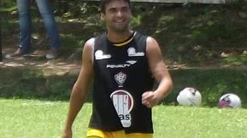 Imagem Diretor da base do Vitória diz que faltou sequência de jogos para Maia