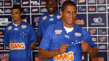 Imagem Uelliton se diz pronto para estrear com a camisa do Cruzeiro