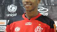 Imagem Gabriel passa por programa de engorda no Flamengo