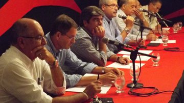 Imagem “Não existe crise”, diz Falcão durante reunião que aprovou contas de Alexi