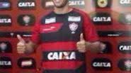 Imagem Zagueiro Rodrigo Defendi é apresentado no Vitória 