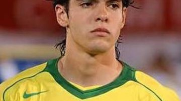 Imagem Kaká apoiará vereador para voltar a jogar no Morumbi