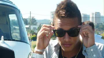 Imagem Neymar compra mansão de milhões para passar férias no Brasil