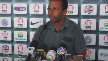 Imagem A faxina continua: Sérgio Araújo, técnico do sub-20, é demitido do Bahia