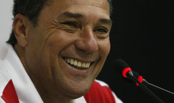 Imagem Luxemburgo pode se aposentar em 2013 para concorrer à presidência do Flamengo