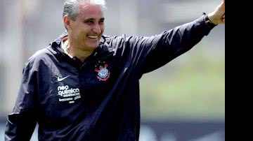 Imagem Tite esboça Corinthians e tem novidade para domingo diante do Bahia