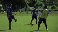 Imagem Cheio de desfalques, Cristóvão Borges comanda treinamento no Fazendão