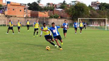 Imagem Com vários desfalques, Bahia treina de olho no Fluminense