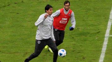 Imagem Victor Ramos chega ao Monterrey após deixar Vitória