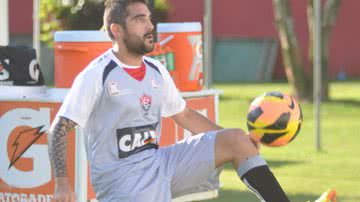 Imagem Veja a situação dos jogadores do Vitória que não treinaram nesta quarta