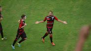 Imagem Com técnicos interinos no comando, Vitória e Palmeiras duelam em Pituaçu