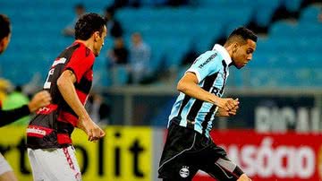 Imagem Vitória perde a primeira no Brasileirão diante do Grêmio