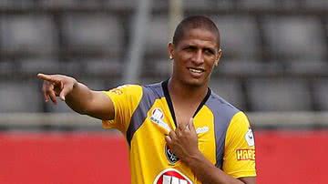 Imagem Cria da base do Vitória, Uelliton deve ser o novo contratado do Bahia