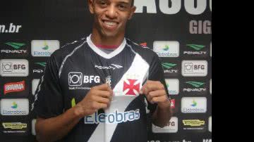 Imagem Lateral revelado no Bahia é dispensado do Vasco