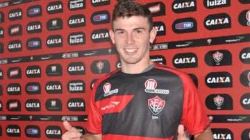 Imagem Volante Luis Gustavo retorna ao Vitória