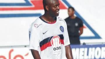Imagem Encostado, Zé Roberto está perto do Figueirense