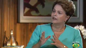 Imagem Dilma volta atrás e admite referendo ao invés de plebiscito