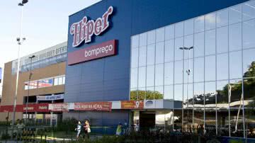 Imagem Bandidos invadem e rendem funcionários do Bompreço no Salvador Norte Shopping