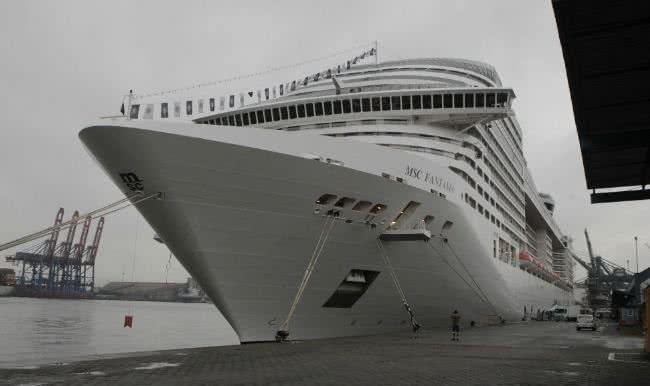 Imagem Tripulante de navio atracado em Salvador morre em hospital